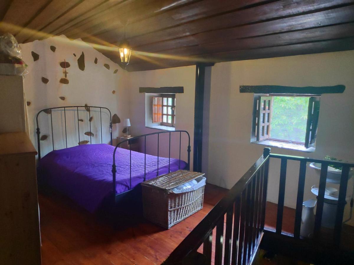 Casa Em Xisto Na Serra Da Lousa, Gondramaz Екстериор снимка