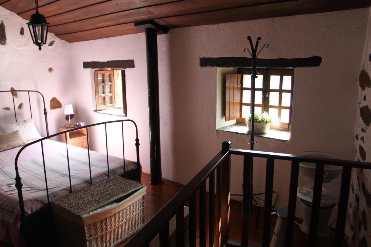 Casa Em Xisto Na Serra Da Lousa, Gondramaz Екстериор снимка